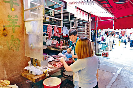 ■受猪瘟事件影响，市面已鲜有新鲜猪肉出售。