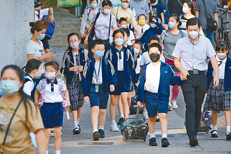 有調查發現，僅四分一受訪高小學生會記錄日常開支，有四成人更不清楚自己八達通的餘額。