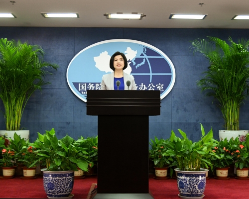 發言人朱鳳蓮批評民進黨抹黑大陸。新華社資料圖片