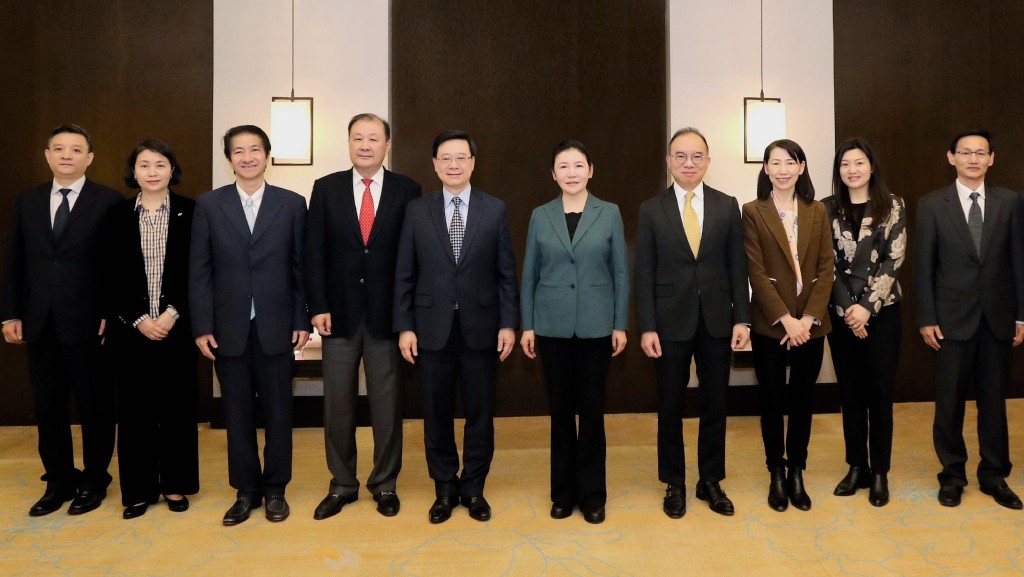 李家超一行人拜訪司法部。司法部網站圖片