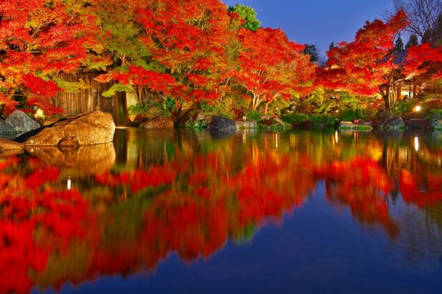 好古园是个漂亮的池泉回游式日本庭园。