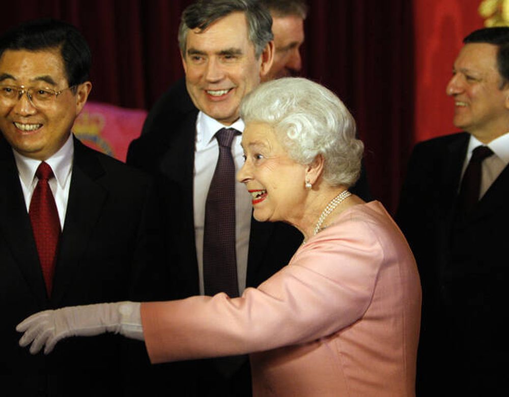 2009年4月1日，20國集團領導人在白金漢宮合影。