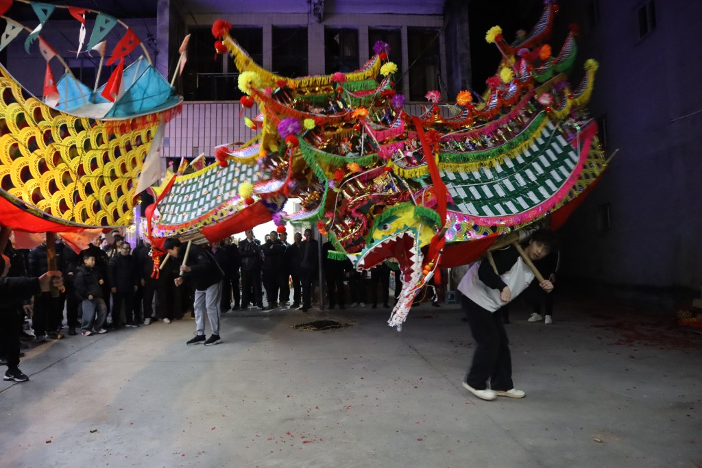 春節期間，國內遊5.96億人次總花費逾8千億。中新社