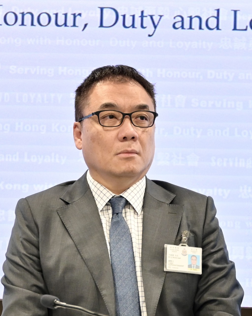國安處總警司李桂華12月14日見記者時，呼籲周庭應把握機會回港。