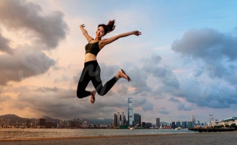 早前Sheryl本來趁書展推出寫真書《My Way》，可惜疫情令她打亂陣腳。