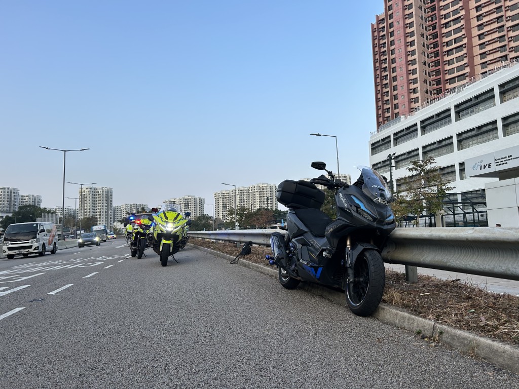 電單車當日於柴灣東區走廊近盛泰道30號對開失事。資料圖片