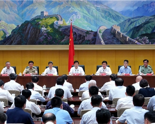 公安部長召開反恐會議。