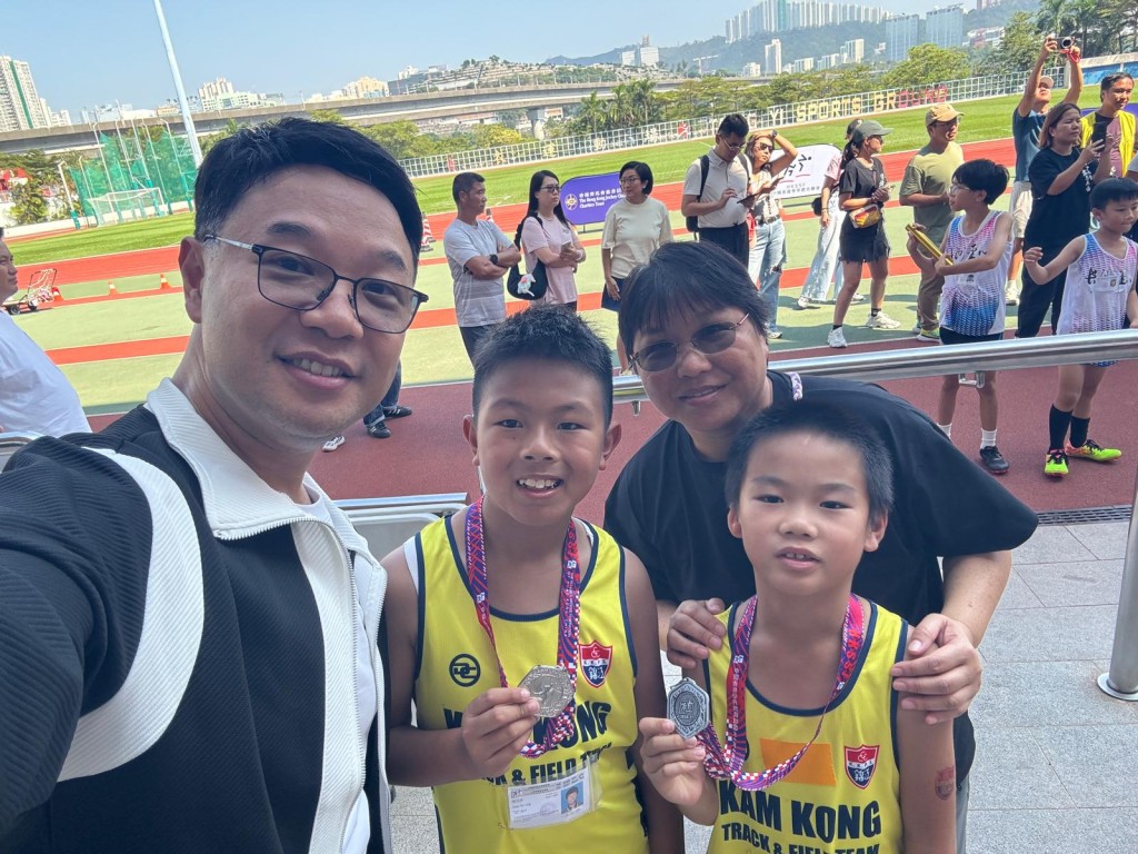 錦江小學的校長、師生及家長都很投入。圖片由作者提供 錦江小學的校長、師生及家長都很投入。圖片由作者提供