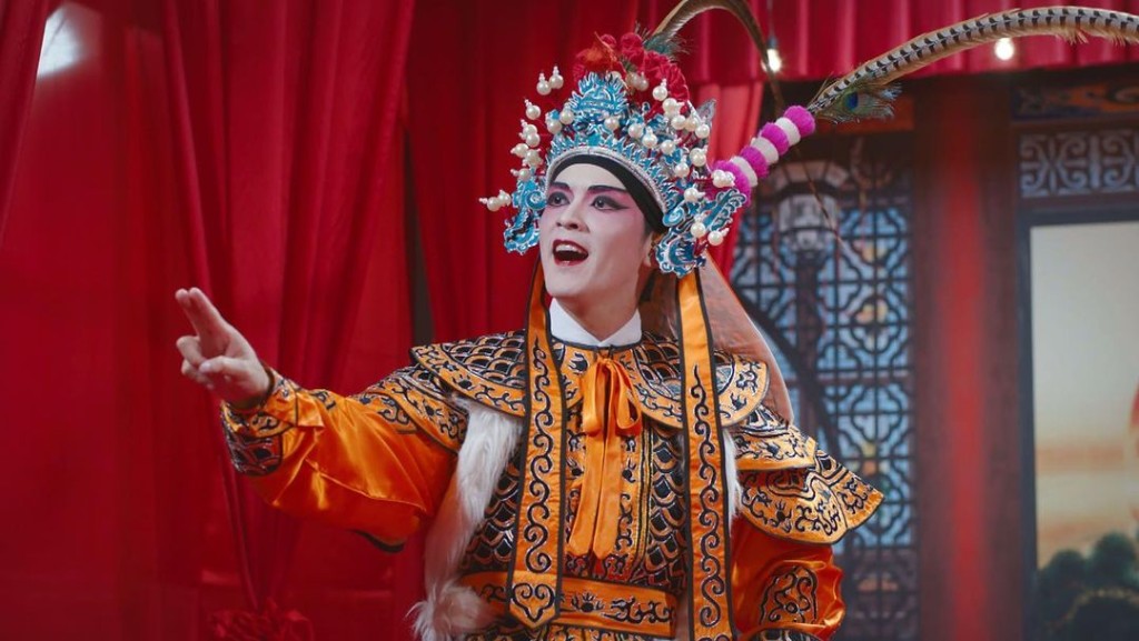 何沛珈大赞阮浩棕（图）于《灵戏逼人》的40秒粤剧演出功架十足。