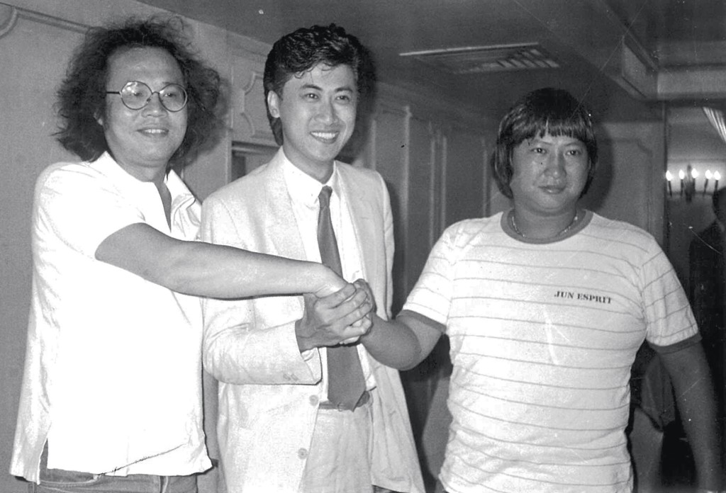 84年时，岑建勋（左）与麦当雄（中）及洪金宝（右）一同制作另一经典电影《省港旗兵》。（东周刊图片）