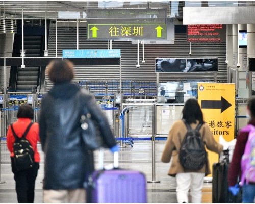 林鄭月娥明白市民對通關有強烈訴求。資料圖片