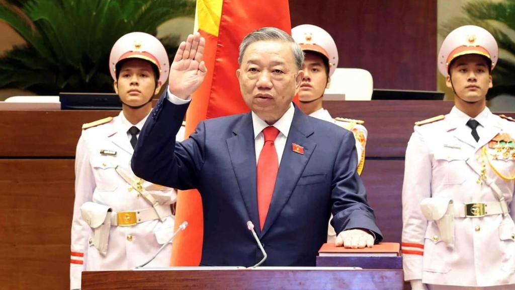 蘇林同時為越南國家主席。