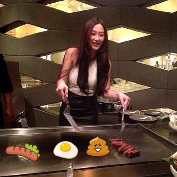及后王秀琳更斥资千万在中环开日本餐厅。