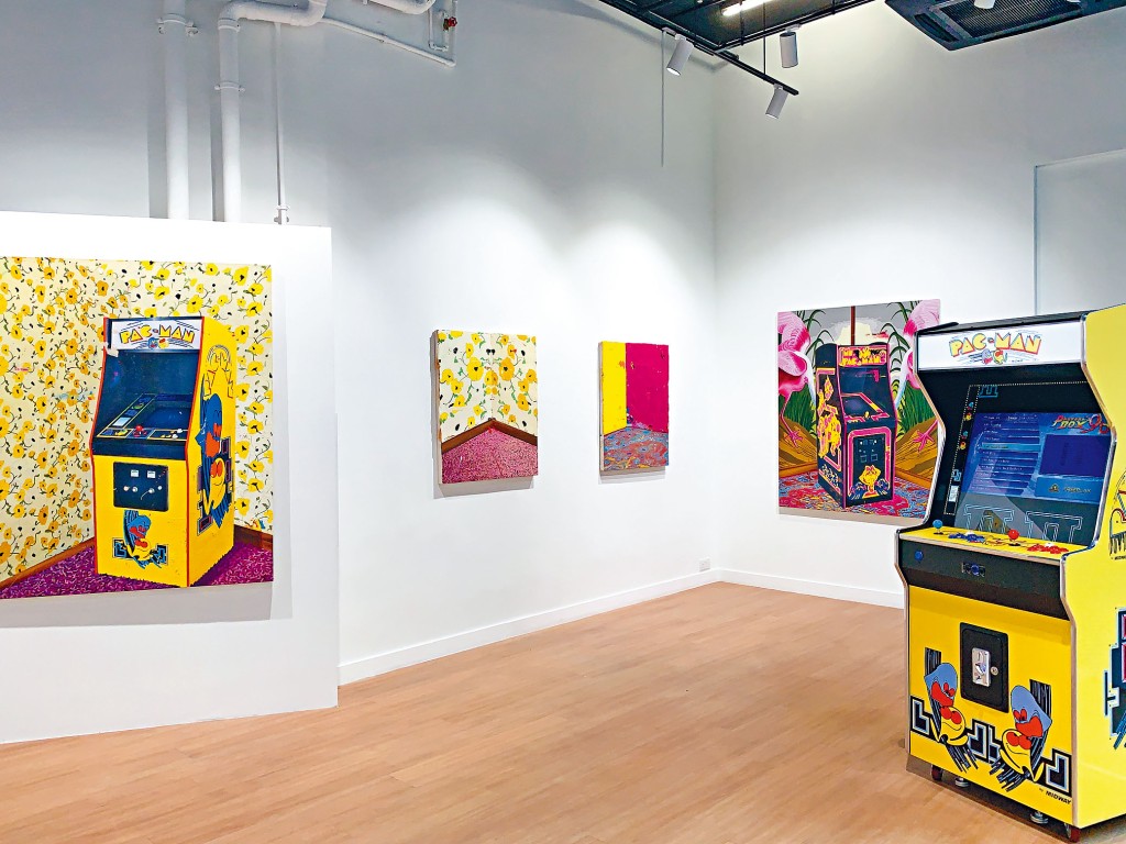 今年中環不少畫廊相繼離開另覓新場，好像方由美術，搬到西營盤的西浦189空間，現正舉辦Stephen Thorpe首個香港個展《半意識》。