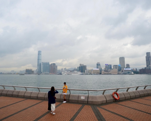 星期一轉涼，下周中後期氣溫進一步下降。