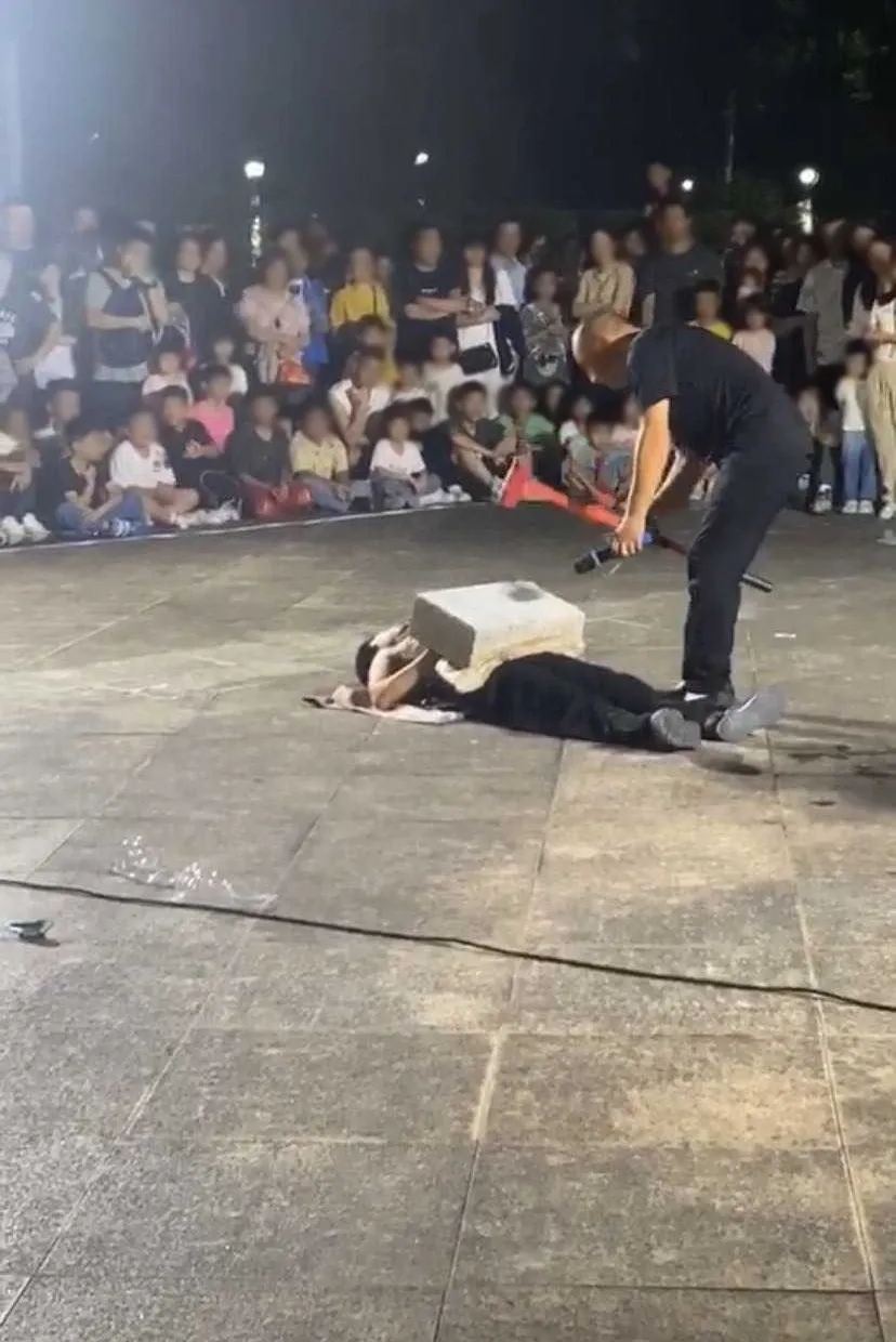 多地現「流動馬戲團」騙局，借雜技表演推銷「假藥酒」。