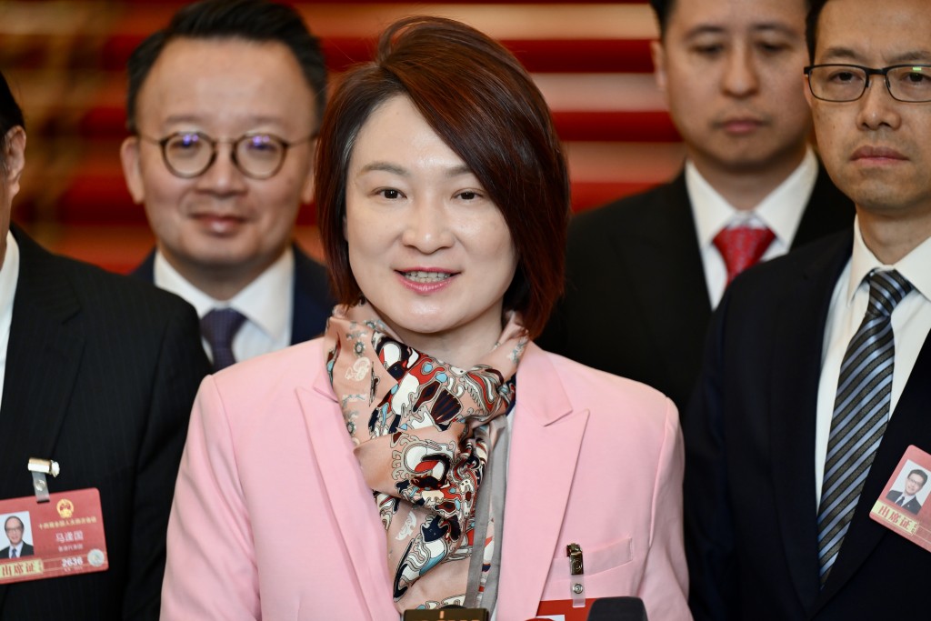 全國人大常委、立法會議員李慧琼表示，對於能親身獲丁薛祥會見感到非常興奮。