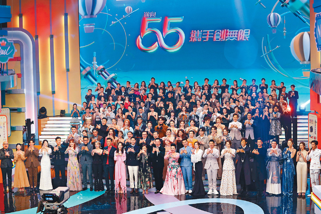 ■TVB藝員總動員宣傳《無線節目巡禮2022》。