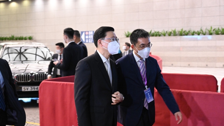 行政長官李家超今早到會展,出席香港國安法專題研討會。梁文輝攝
