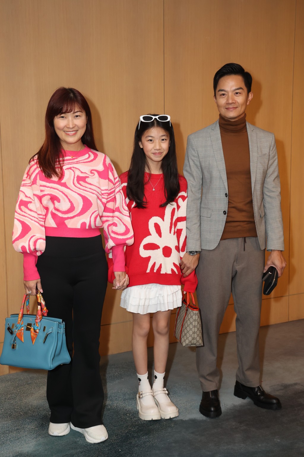 胡诺言与太太陈琪带女儿出席。