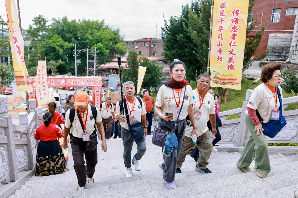 第十屆南安鳳山文化活動周10日在福建南安詩山鎮啟動。中新社