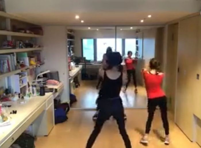 小S分享二人跳舞的影片。截图