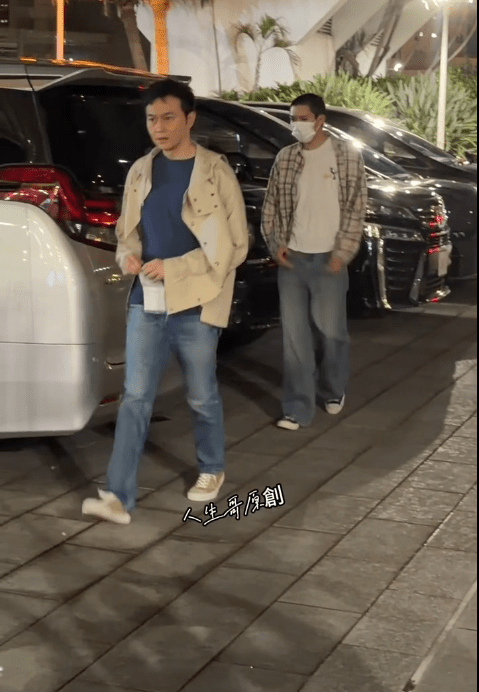 張智霖早前跟兒子魔童一起現身。