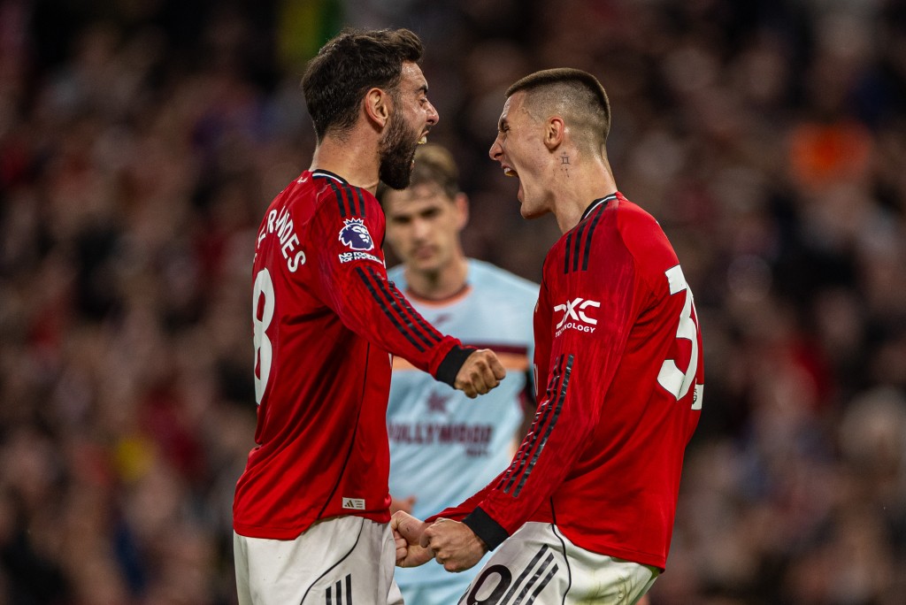 施斯高今季英超入球累积10球。新华社