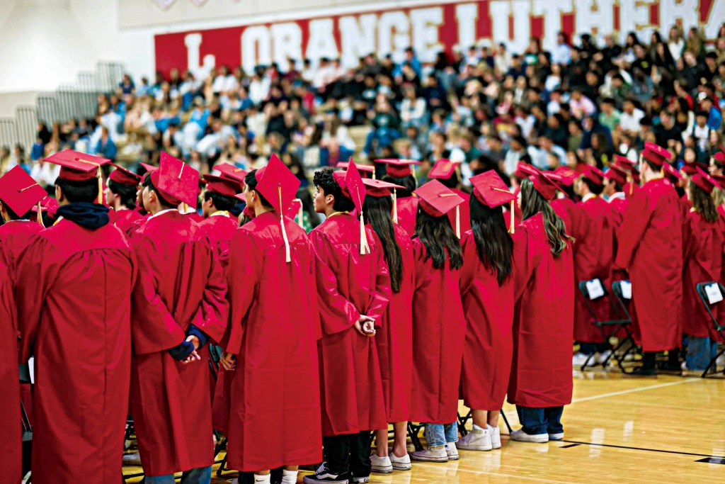 美國加州名校 Orange Lutheran High School 是其中一所合作提供線上課程的學校。