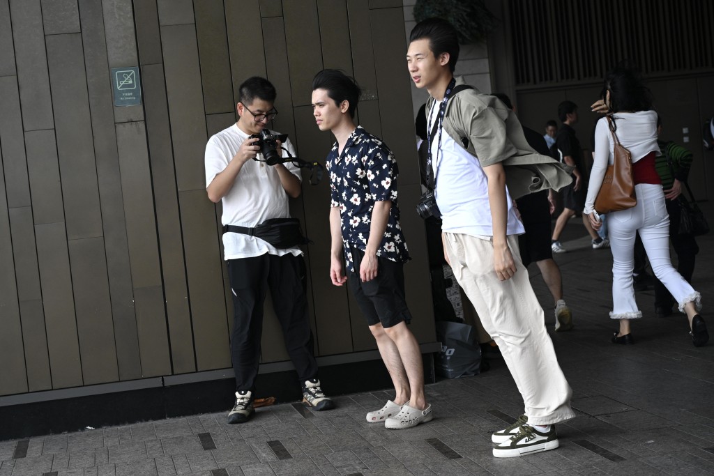 天文台表示,一個低壓區會在本周後期在菲律賓以東海域逐漸發展。 天文台表示,一個低壓區會在本周後期在菲律賓以東海域逐漸發展。