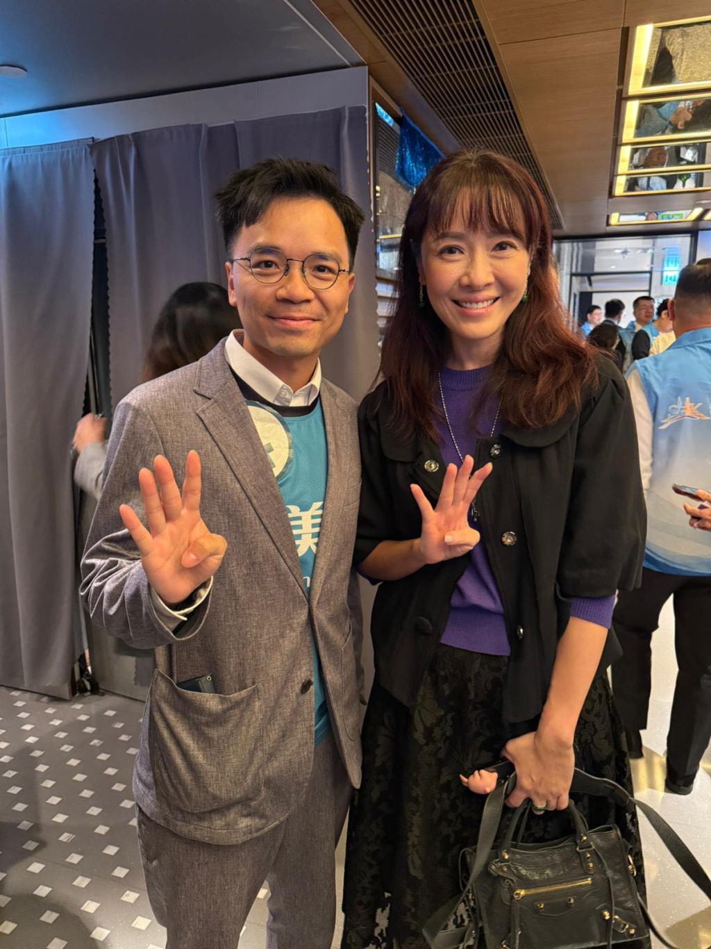 張美雄獲向海嵐支持。張美雄FB