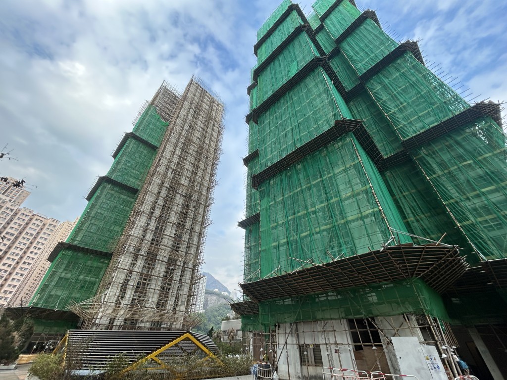 鄧家彪期望政府介入牛頭角安基苑的大維修事件。資料圖片 鄧家彪期望政府介入牛頭角安基苑的大維修事件。資料圖片