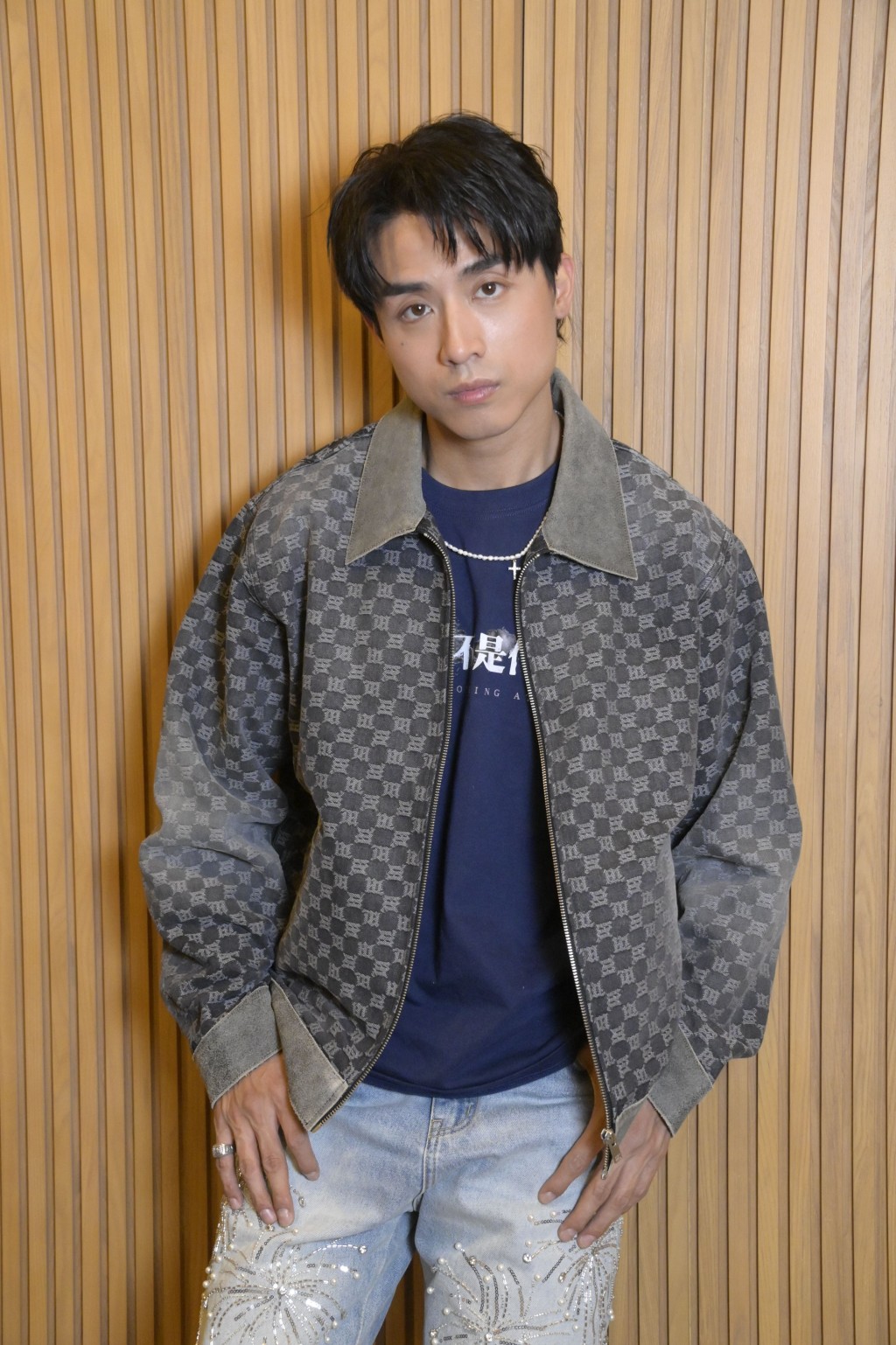 AK指有些人不懂情绪管理，容易迁怒别人。