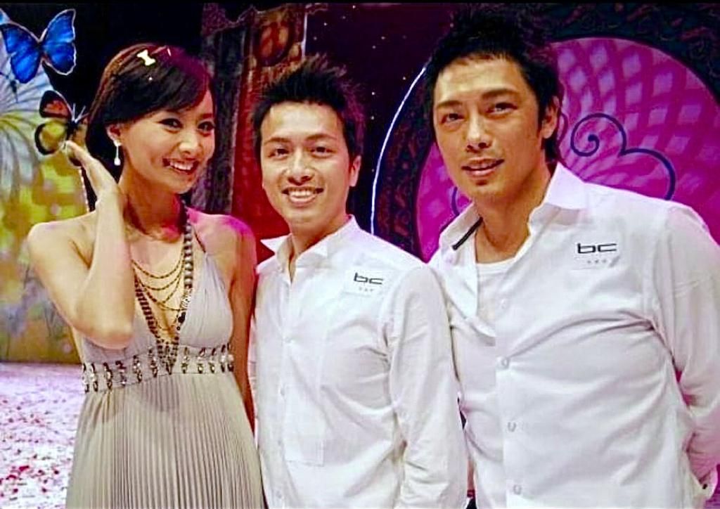 移民后不忘为TVB《华裔小姐新西兰区决赛》做评判及为嘉宾陈法拉造型。