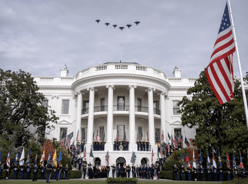 白宮為穆罕默德舉行歡迎儀式。美聯社