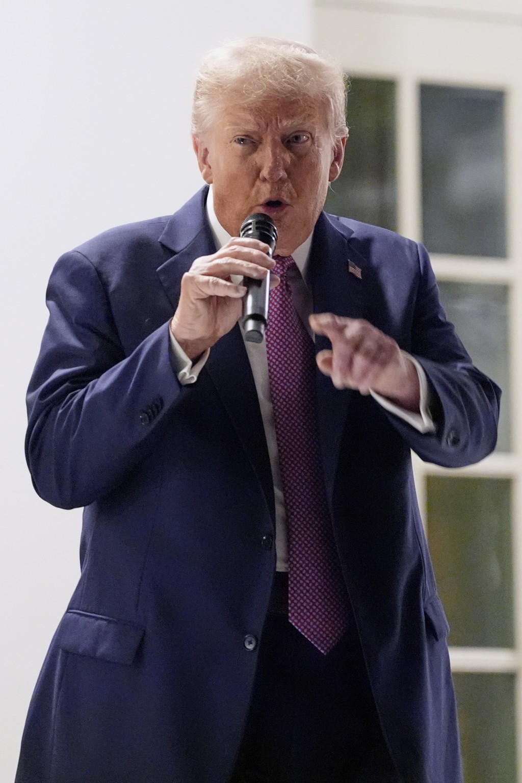 特朗普威脅以關稅報復歐盟。美聯社