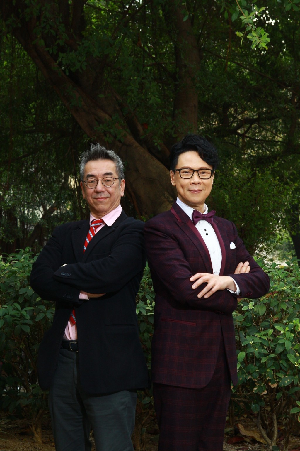 陶傑（左）的節目《光明頂》將會停播。陳志雲（右）將主持新節目首半小時。資料圖片