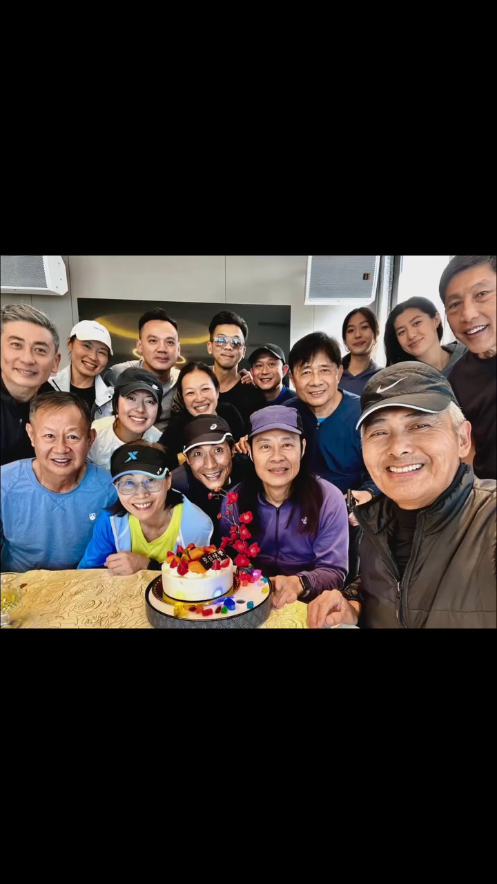 連周潤發都為蔡一智慶祝60歲生日。
