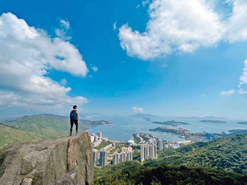 大嶼山東涌一帶有多條交通便捷、難度不高兼可賞到漂亮風景的行山徑，很適合大家閒時前來一遊。