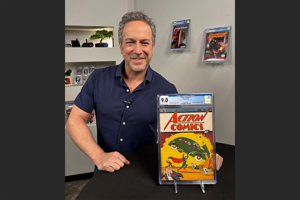 拍賣商祖爾佐洛形容這是漫畫界聖杯。美聯社 拍賣商祖爾佐洛形容這是漫畫界聖杯。美聯社