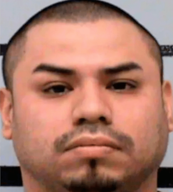 涉案父親亞當‧卡納利斯(Adam Canales Jr.)被陪審團裁定誤殺罪成,最高可面臨20年徒刑。警方圖片 涉案父親亞當‧卡納利斯(Adam Canales Jr.)被陪審團裁定誤殺罪成,最高可面臨20年徒刑。警方圖片