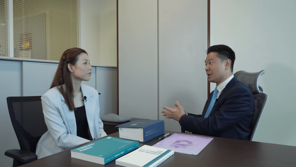 立法會議員周浩鼎表示,《香港國安法》公布實施以來,香港遘向「由治及興」。 立法會議員周浩鼎表示,《香港國安法》公布實施以來,香港遘向「由治及興」。