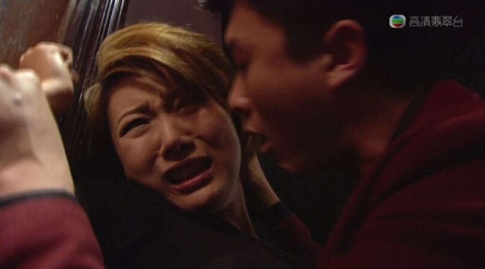 王浩信在2013年台慶劇《法外風雲》中飾演富二代，劇中強姦馬賽的場面令人印象深刻。 