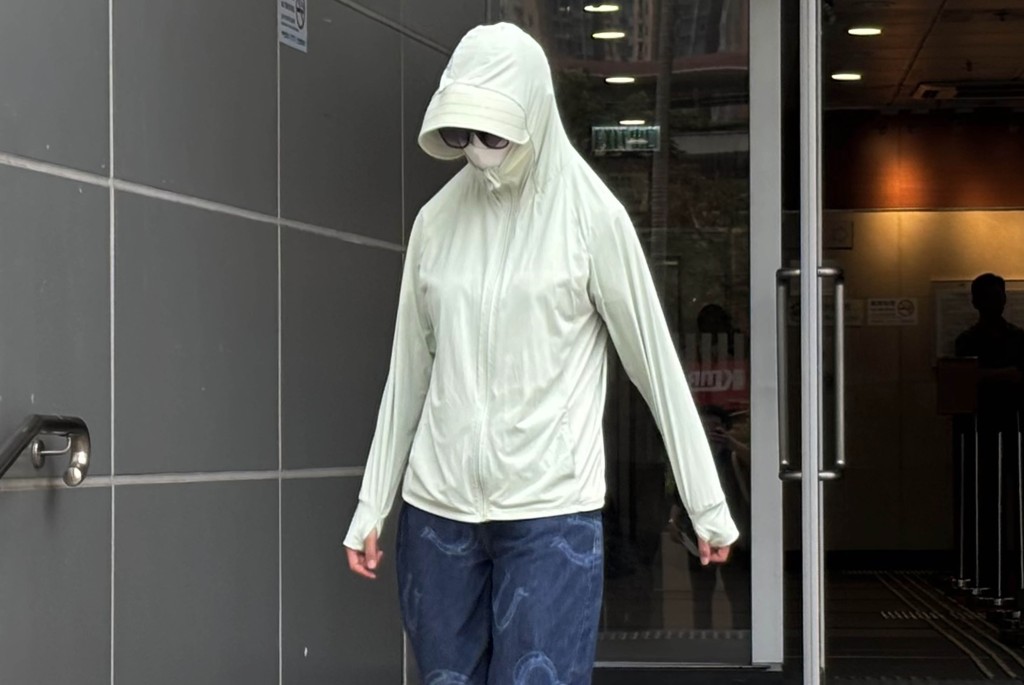 蔡钰承认一项妨碍司法公正罪判监3月,但缓刑18个月。陈子豪摄 蔡钰承认一项妨碍司法公正罪判监3月,但缓刑18个月。陈子豪摄