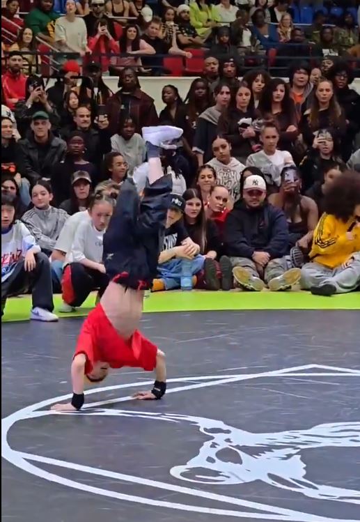 李勇秋將功夫融入霹靂舞，奪得「街舞奧運」冠軍。Ｘ@webberlu1969