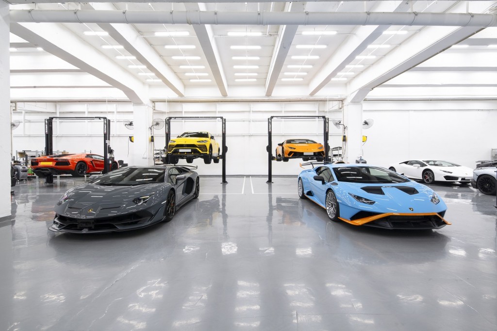 ■林寶堅尼屯門售後中心設有17個工作間，可同時為33輛車提供維修服務。