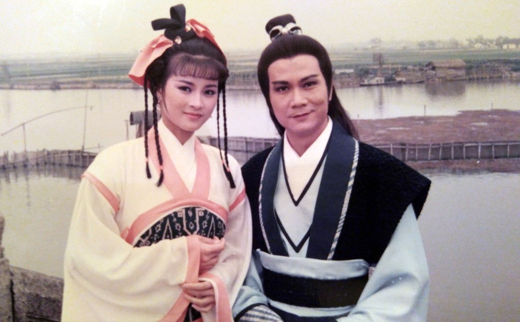 黎燕珊在1986年卸任亞洲小姐後，隨即被力捧與潘志文一起到杭州拍攝《西施》。