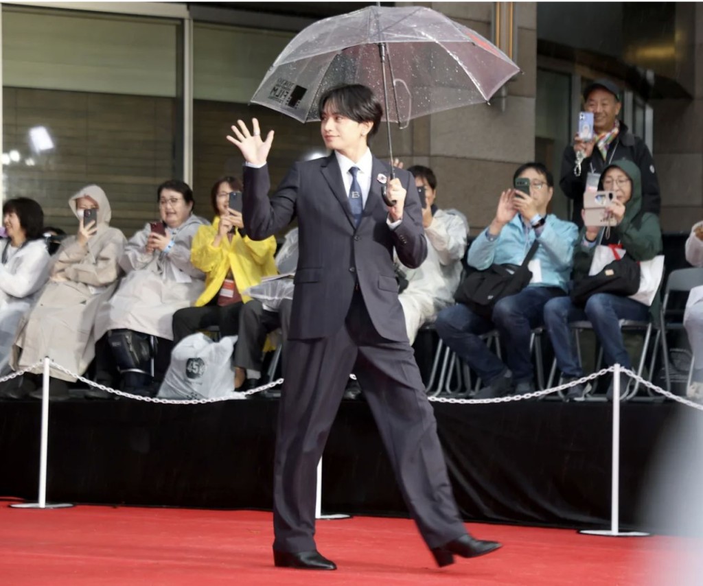 中島健人之宣傳大使身份登場。 中島健人之宣傳大使身份登場。