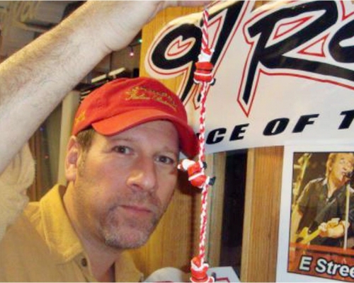 男主持人莱德曼事后公开道歉。网图