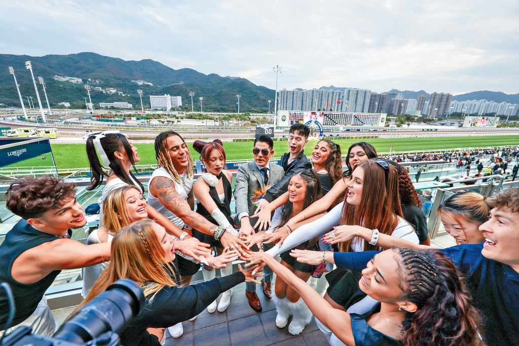 Now United首登沙田馬場演出，獲城城親臨支持。